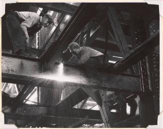 Construction Workers Building the Empire State Building