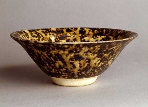 Tea Bowl with Tortoiseshell Glaze