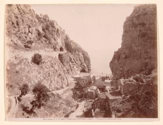 Marino Della Praja, on the Road from Positano to Amalfi