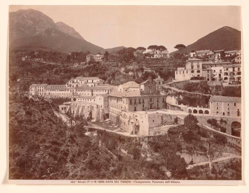 Cava Dei Tirreni: View of the Abbey