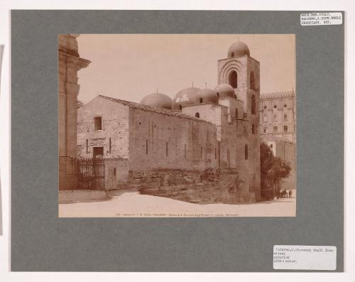 Chiesa Di S. Giovanni Degli Eremiti, L'esterno, Palermo