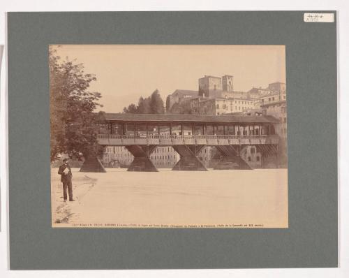 Bassano, Veneto, Ponte in Legno Sul Fiume Brenta