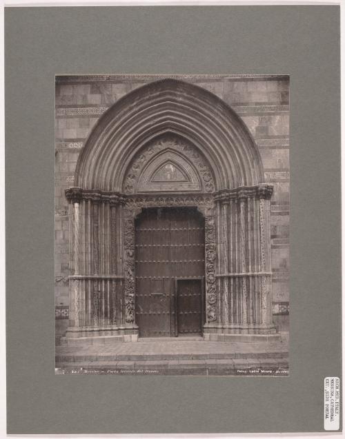 Messina, Porta Laterale Del Duomo