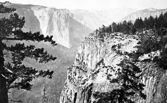 First View of Yosemite Valley, from the Mariposa Trail