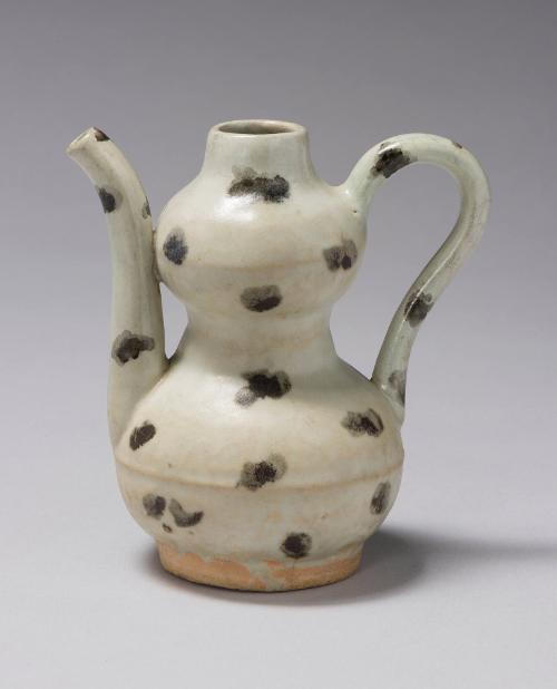 Double Gourd-shaped Ewer