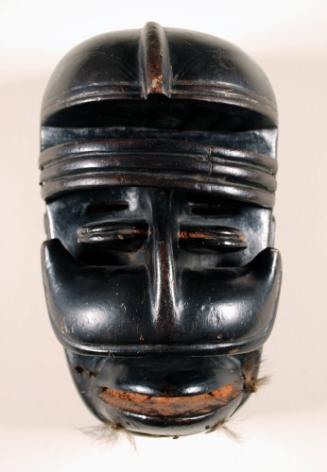 N'gre (or Gle) Mask