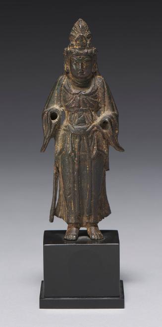 Statuette of a Guanyin, in the style of the Tang Dynasty